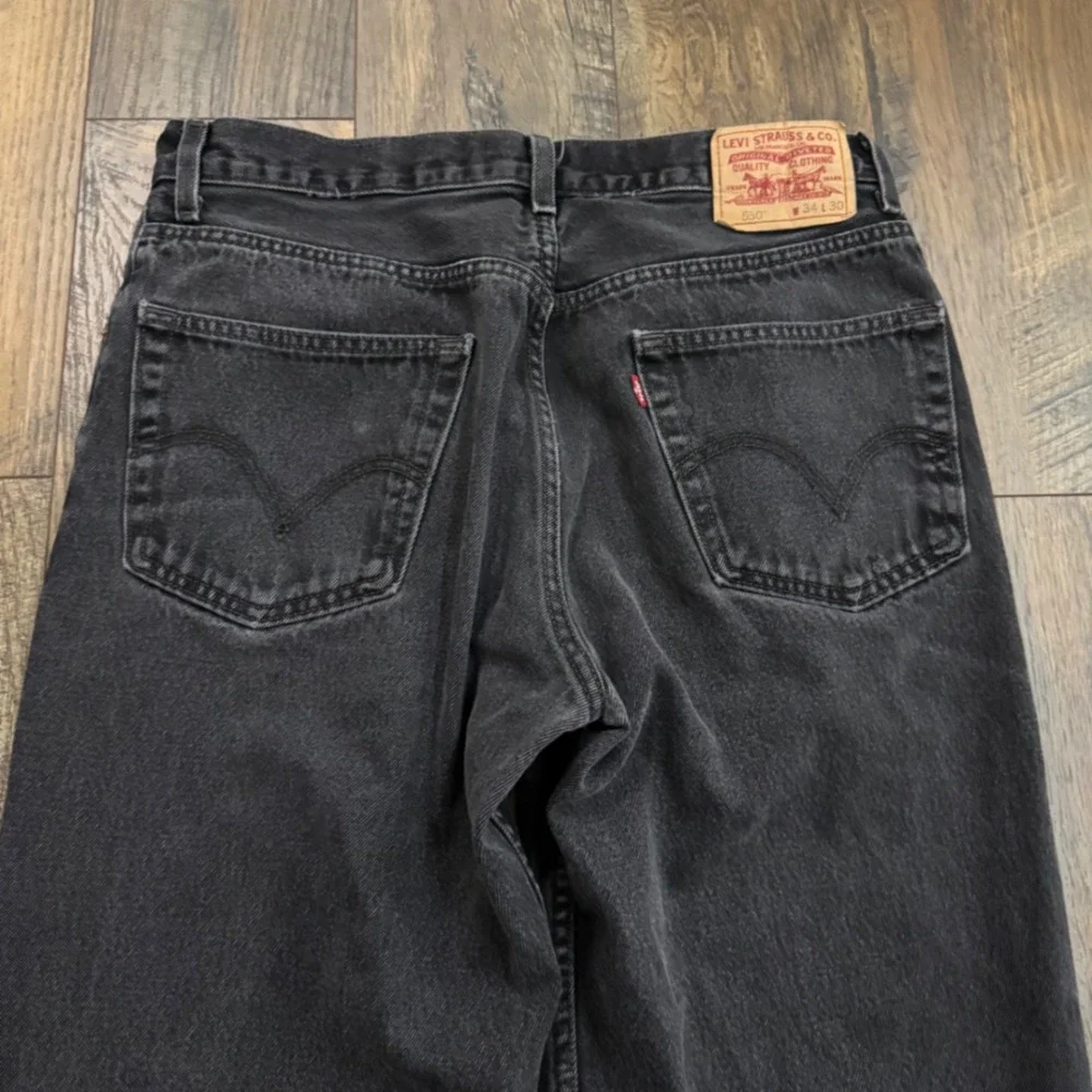 Levis 550 Relaxed Fit Men Black Jeans 34x30 Faded Denim Cotton Streetwear Grunge